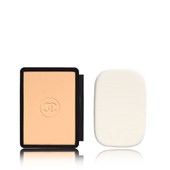 CHANEL - TEINT-GRUNDIERUNGEN - Compact-Makeup für höchste Perfektion SPF15 LE TEINT ULTRA