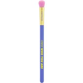 Catrice - Brushes - C01 Own Who You Are Eyeshadow Blender Brush