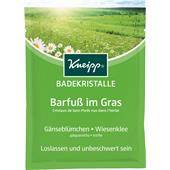 Kneipp - Badekristalle & Badesalze - Badekristalle Barfuß im Gras