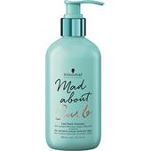 Schwarzkopf Professional - Mad About Curls & Waves - Mad About Curls Low Foam Cleanser