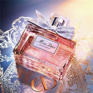 Miss Dior Eau de Parfum 50ml Gift Set Eau de Parfum and Body Milk