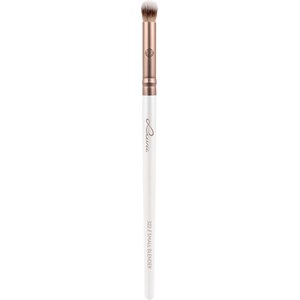Luvia Cosmetics - Eye brush - 322 Small Blender - Elegance