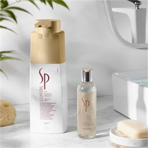 Luxe Oil Protect Shampoo Wella ❤️ Køb online | parfumdreams