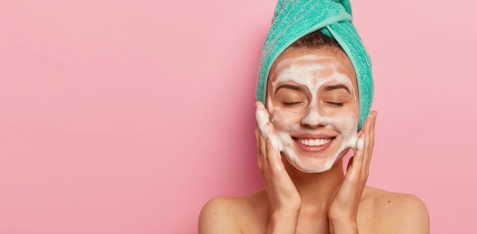 Le double nettoyage – quel effet sur votre peau ?