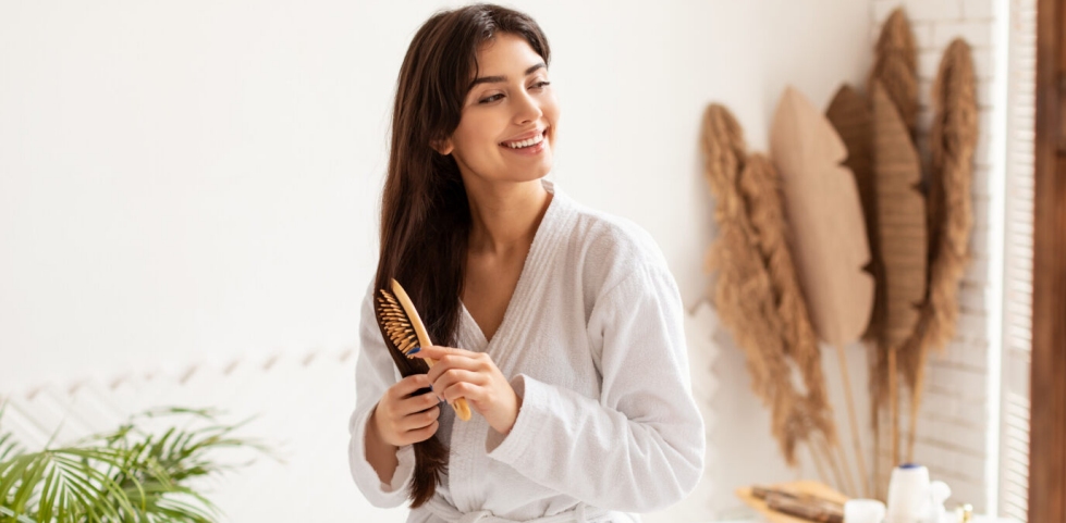 Extensions optimal pflegen – die Dos und Don’ts einer glänzenden Haarverlängerung