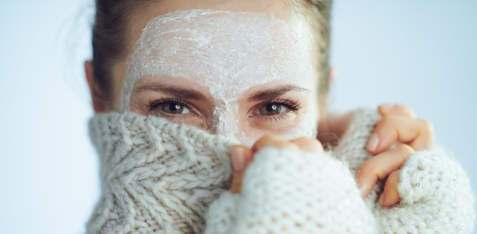 Gezichtsverzorging in de winter tegen een droge huid